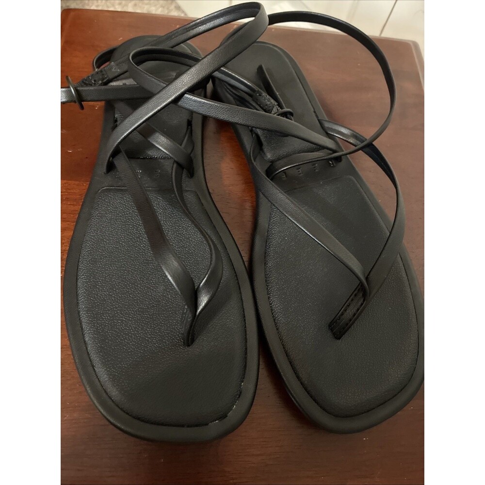 NWOT Women’s Reef Willow Quinn Ankle Strap Sandals Black Size 7 $95